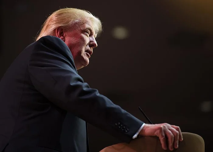 Donald Trump v zrcadle