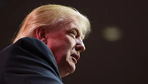 Donald Trump v zrcadle