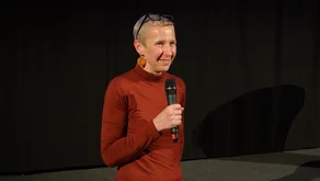 Přestaň poslouchat a začni blbnout