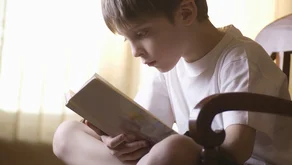 9 důvodů, proč sáhnout po knížce