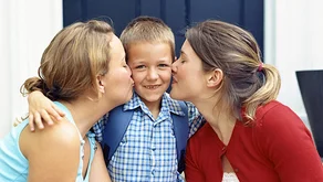 Děti lesbiček prospívají lépe